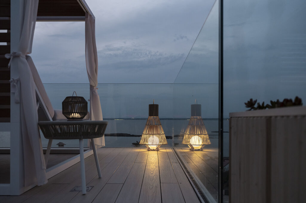 SUNSET SEA CLUB